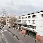 Vibrant Parisian-Style 1Bd Apartmentla Villette