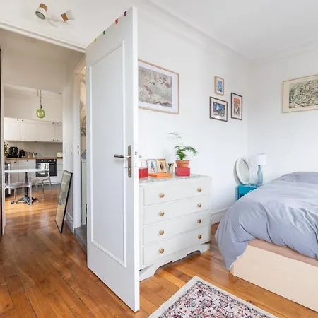 Apartment Vibrant Parisian-style 1bd Apartmentla