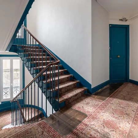 Vibrant Parisian-style 1bd Apartmentla Parigi