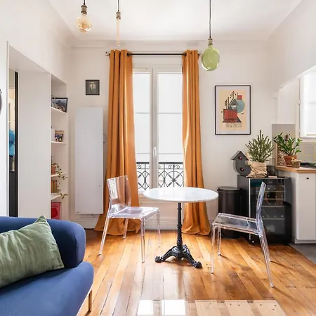 Vibrant Parisian-style 1bd Apartmentla